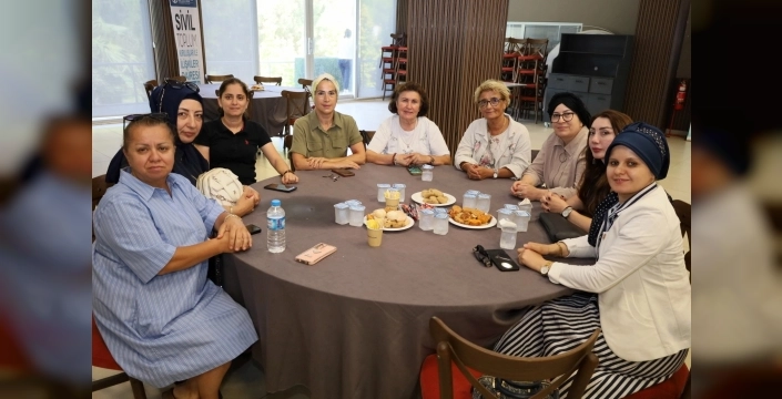 Muhtarlara iletişim ve ilk yardım eğitimi verildi