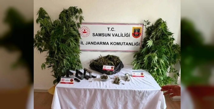 Salıpazarı'nda uyuşturucu ve silah operasyonu
