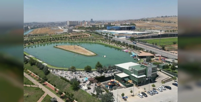 Şanlıurfa'da gençler için modern bir kütüphane kapılarını açtı