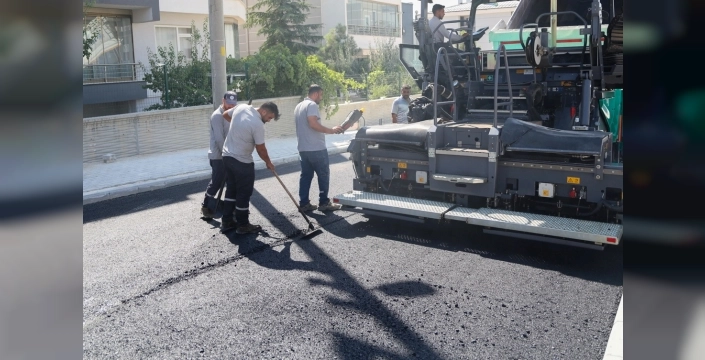 Selçuklu'da yol ve asfalt çalışmaları sürüyor