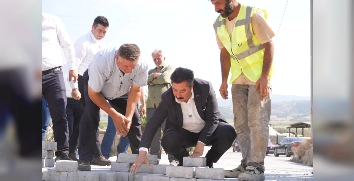 Yenişehir'de son iki yılda 100 bin metrekare parke taşı döşendi