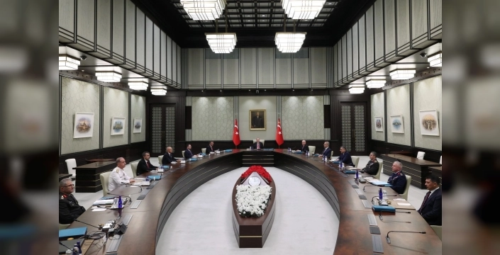 Yüksek Askerî Şûra öncesi Anıtkabir ziyareti: Erdoğan'dan TSK'ya övgü