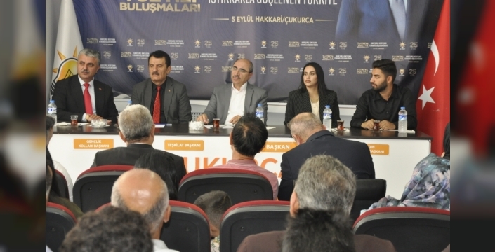 AK Parti'li Soğanda Çukurca'da halkla buluştu