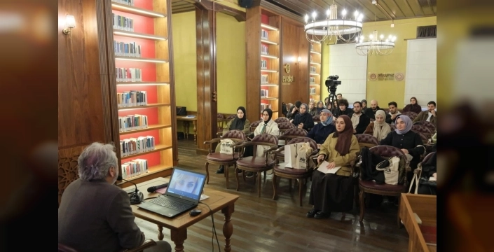 Alev Alatlı Şehir Düşünce ve Sanat Merkezi yoğun ilgi görüyor
