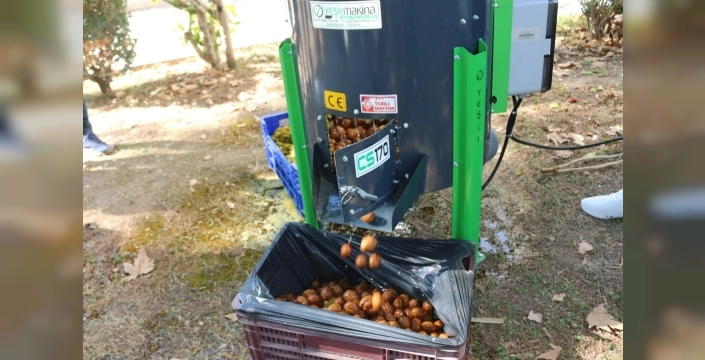 Antalya belediyesi ceviz üreticilerine makine desteği verdi
