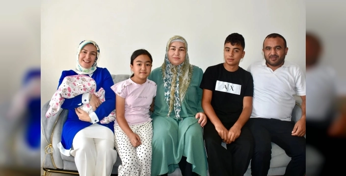 Belediye başkanının eşi sosyal projeleri inceledi