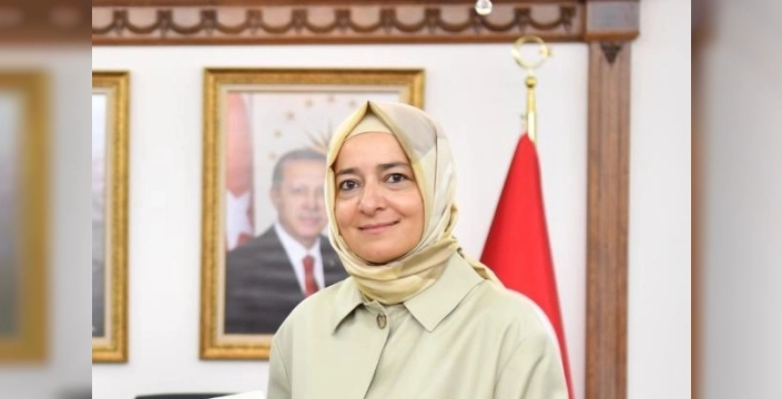Betül Sayan Kaya, görevlerinden affını istedi