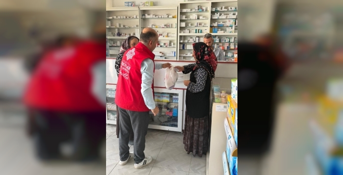 Bitlis'te vakıflar ihtiyaç sahiplerine destek oldu