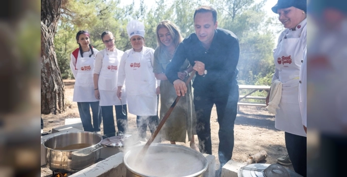 Bornova Belediyesi, kadın emeği için reçel şenliği düzenliyor