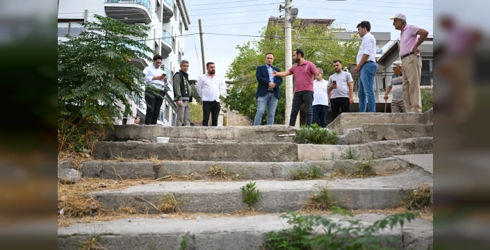 Bornova'da iki mahalleye yeni merdiven projeleri başlatıldı