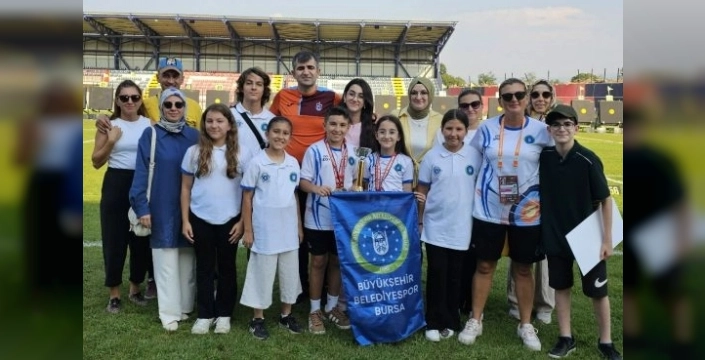 Bursalı okçular, Türkiye şampiyonasında 3 madalya kazandı