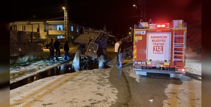 Elazığ'da traktör ve otomobil çarpıştı: 1 yaralı