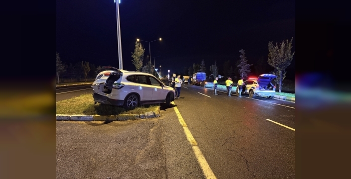 Erzurum'da motokaravan ile cip çarpıştı, 6 kişi yaralandı
