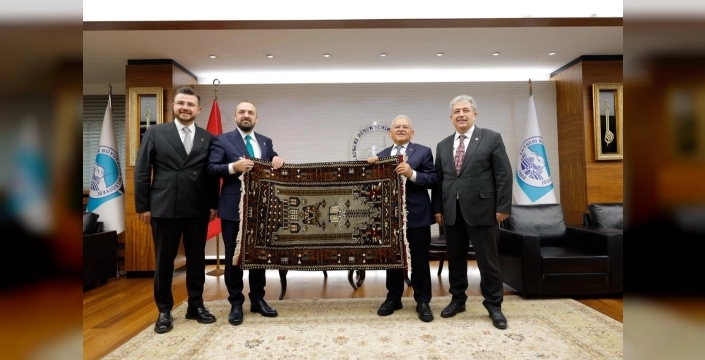 Faruk Acar, Başkan Büyükkılıç'ı ziyaret etti