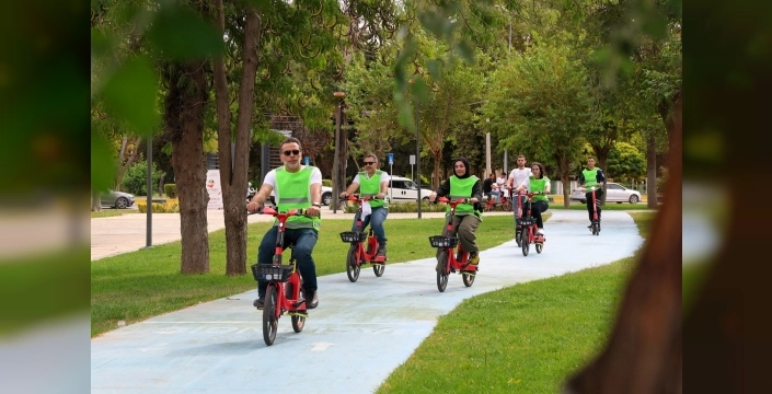 Gaziantep'te Avrupa Hareketlilik Haftası kapsamında bisiklet sürüşü düzenlendi