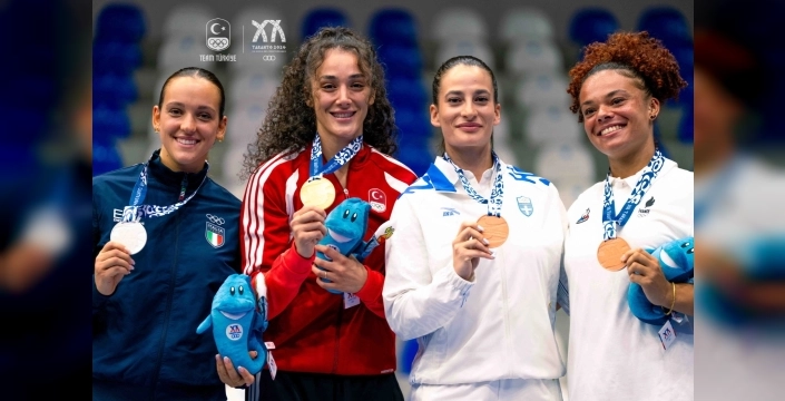İBB sporcuları Akdeniz Oyunları'nda 16 madalyayla döndü