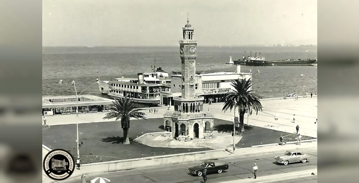 İzmir'de 125 yıllık saat kulesi anılarına sergi