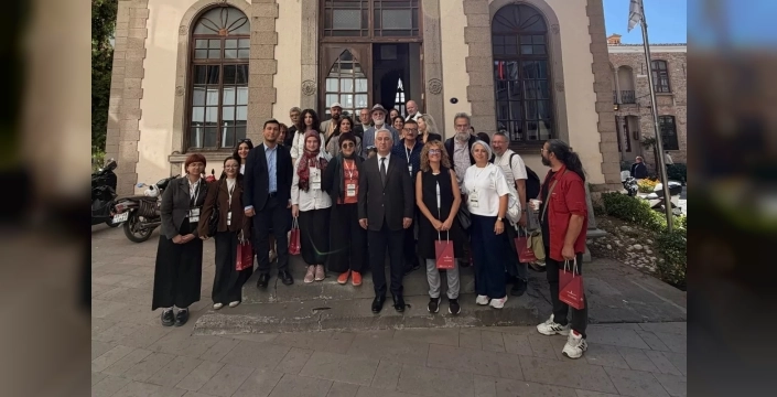 İzmir'de edebiyat festivali sona erdi
