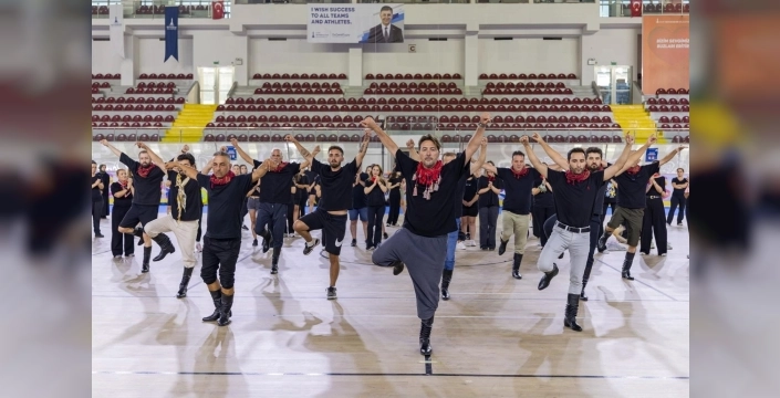 İzmir'de zeybek kursları için kayıtlar başlıyor