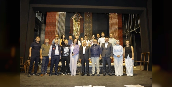 Kayseri Devlet Tiyatrosu'nda yeni sezon hazırlıkları devam ediyor