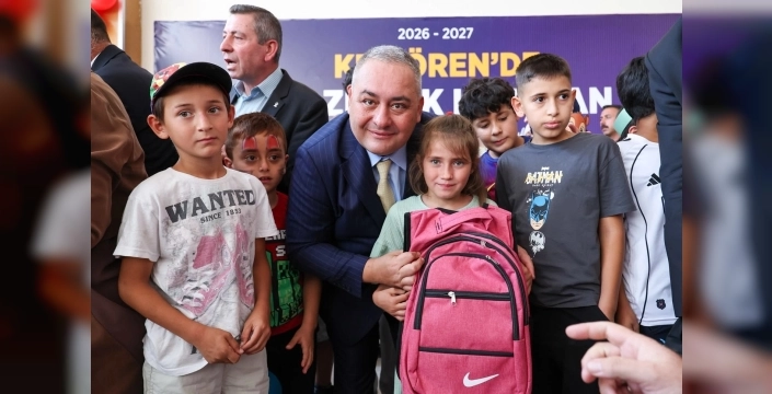 Keçiören’de yeni eğitim yılı için okul malzemeleri dağıtıldı