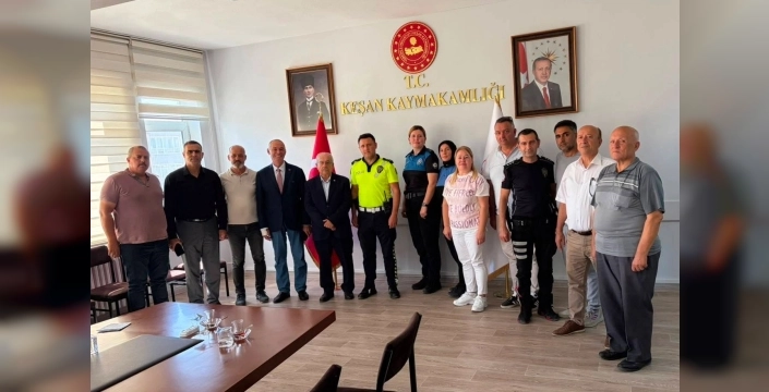 Keşan'da muhtarlar emniyet ile huzur toplantısı gerçekleştirdi
