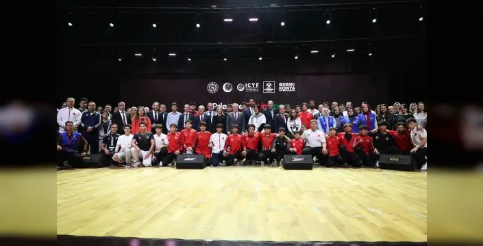Konya'da Filistin davası için gençlik forumu