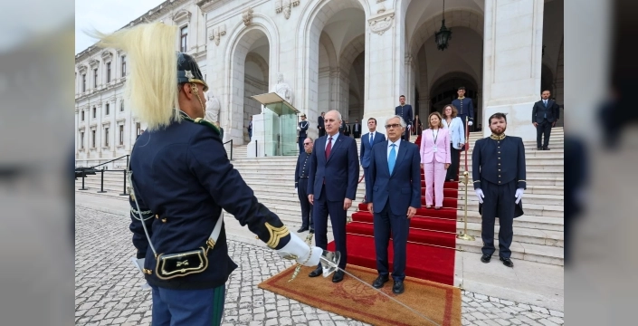 Kurtulmuş Lizbon'da resmi törenle karşılandı