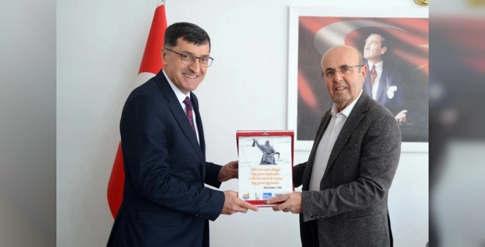 Kütahya belediye başkanı Kırşehir'i ziyaret etti