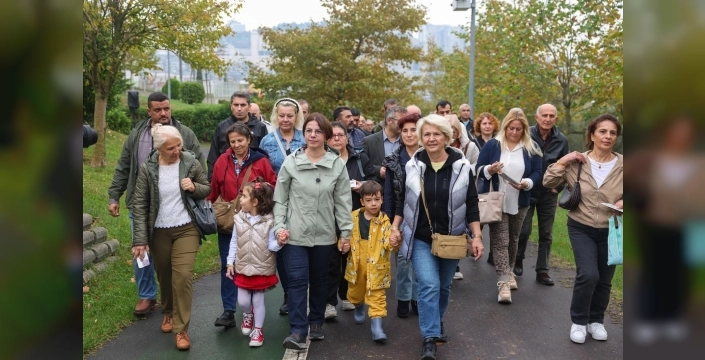 Maltepe Belediyesi'nden öğrencilere 7 bin 500 TL eğitim desteği