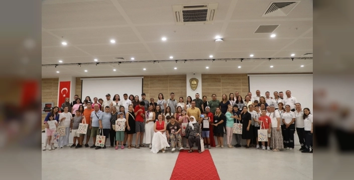 Muğla'da engelli çocuklar hayallerini tasarladı