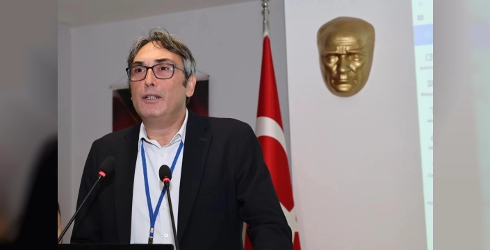Nilüfer Kent Konseyi'nde Aydın yeniden başkan seçildi