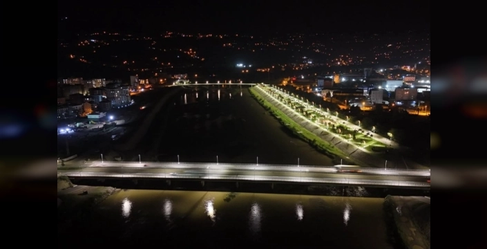 Ordu'daki Melet Köprüsü modern aydınlatma ile yenilendi