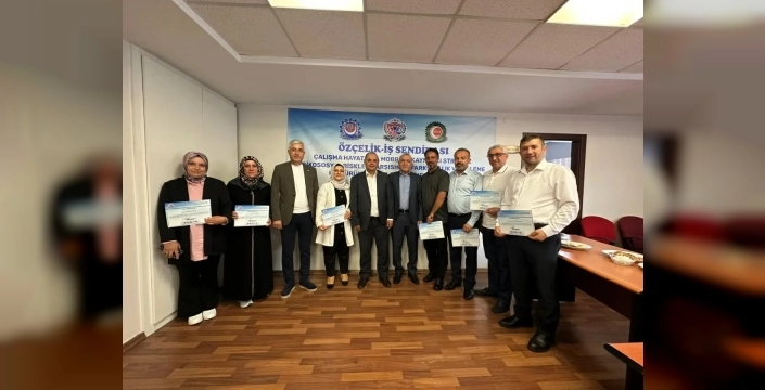 Öz Çelik-İş, mobbingle mücadele için eğitim programları düzenledi