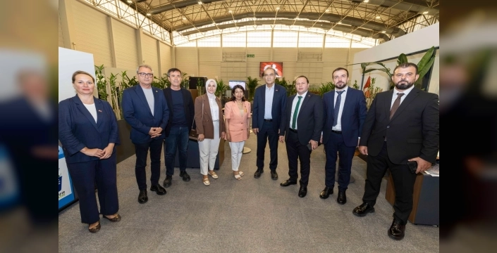 Peru Büyükelçisi, İzmir ile ilişkileri güçlendirmek için temaslarda bulundu