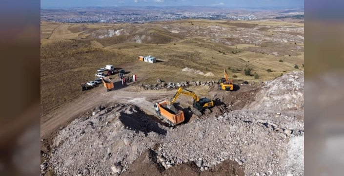 Sivas'ta yeni bazalt taş ocağı faaliyete geçti