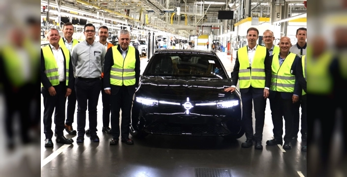 Tofaş ve Opel, Türkiye'deki stratejik iş birliğini güçlendiriyor