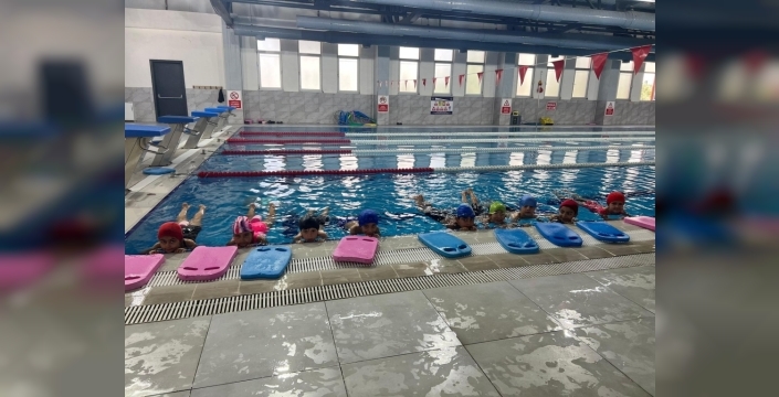 Van'da yaz spor okulları 1250 genci ağırladı