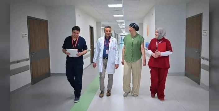 Yeni cerrahi teknikle meme kanseri tedavisinde devrim