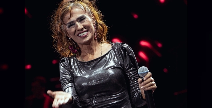 Yıldız Tilbe ile Ataköy Marina sahnesi açıldı