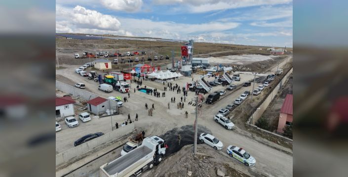 Ağrı'da sanayi ve altyapı yatırımları hizmete sunuldu
