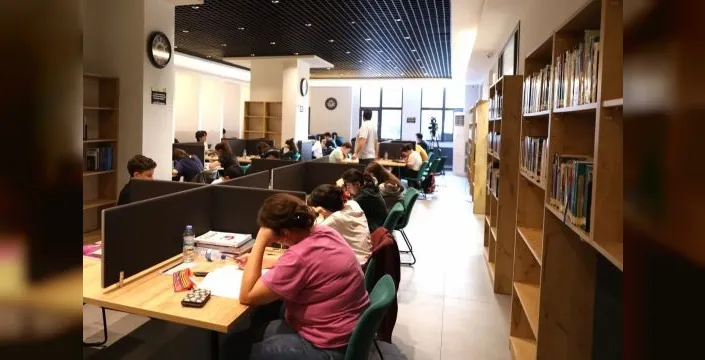 Akıl Küpü Kütüphaneleri öğrencilere hizmet veriyor