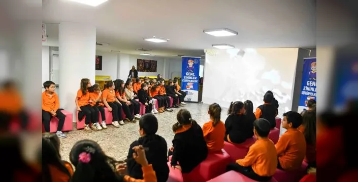 Ankara'da ilkokul öğrencileri kütüphanede buluştu