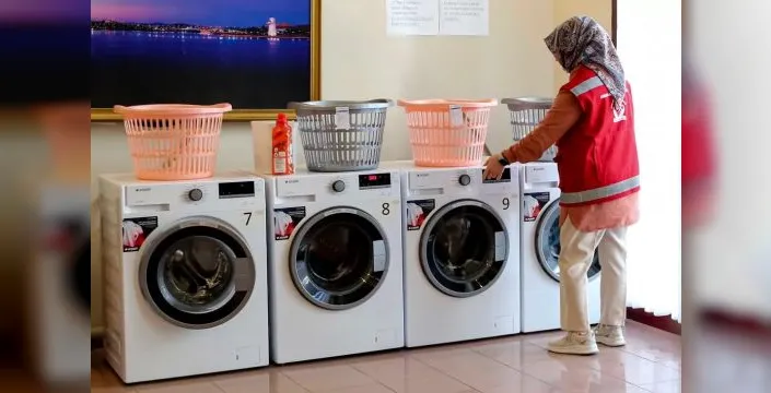 Ankara'da öğrencilere ücretsiz giysi yıkama imkanı