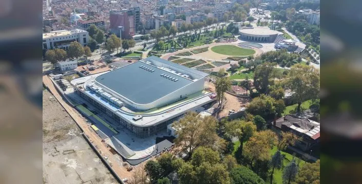 Atatürk spor salonunda inşaatın yüzde 80'i tamamlandı