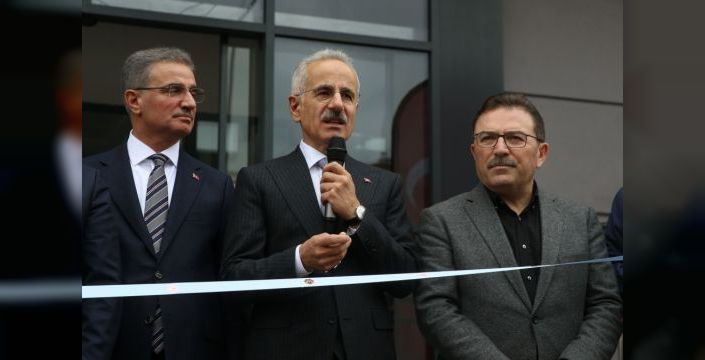 Bakan Uraloğlu, akıllı ulaşım merkezini açtı