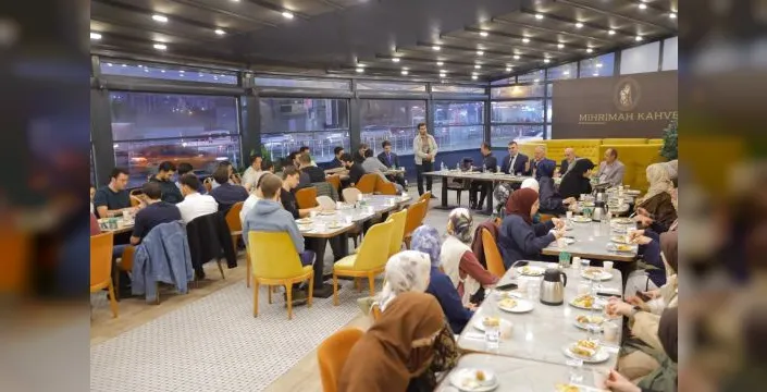 Başkan Büyükkılıç tıp öğrencileriyle buluştu
