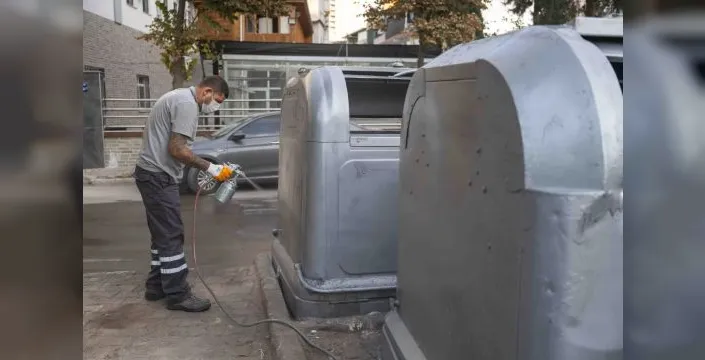 Bornova'da temizlik çalışmaları hızlandı