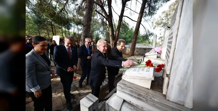 Bozkurt'un hukuk katkıları Efes Selçuk'ta anıldı