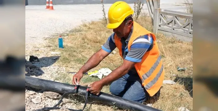Çifteler'de su hatları yenileniyor